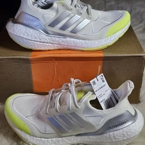 BEYONCE/ADIDAS IVY PARK ULTRABOOST